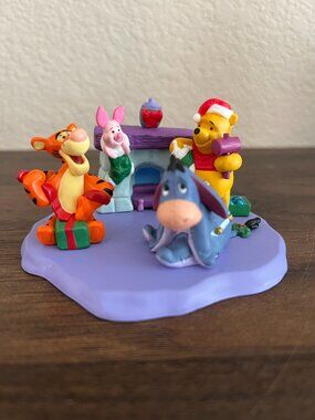 Hallmark 1999 MINITURES | Winnie the Pooh Christmas Complete Set of 4
